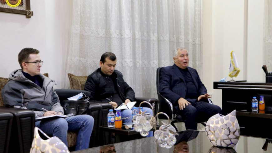 مباحثات بين إدارة "قسد" ووفد ط...