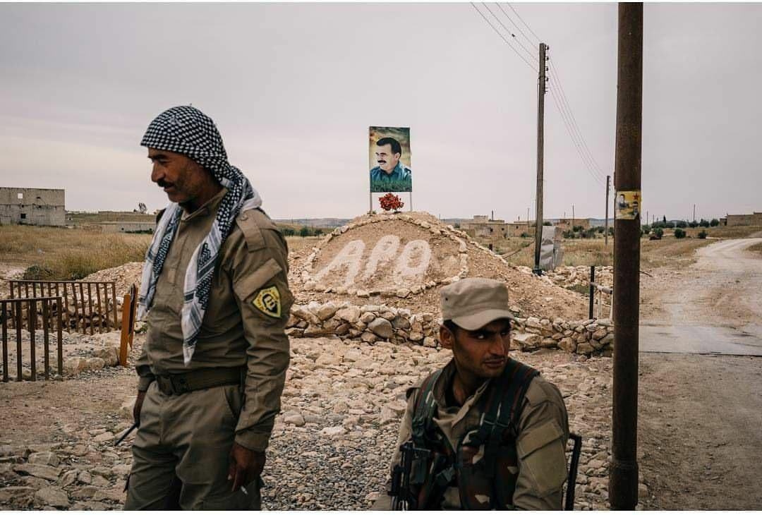 بتسهيل من "ب ي د".. عمال من ال...