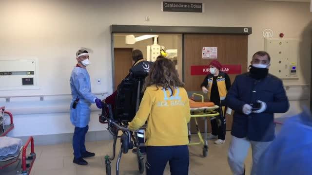 تركيا.. سوري يطعن زوجته بسكين...