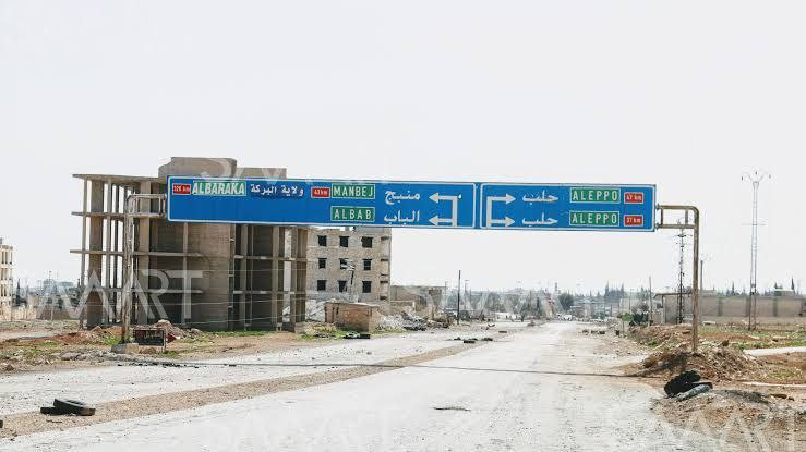 معركة "الباب" تشتعل على تويتر...