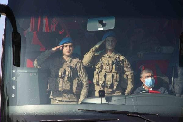 تركيا ترسل قوات "كوماندوس" إلى...