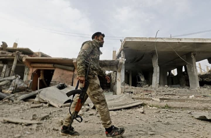 خوفا من الغارات.. "الحرس الثور...