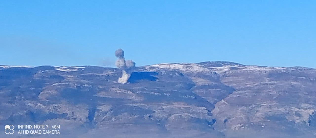 الطائرات الروسية تشن غارات على...