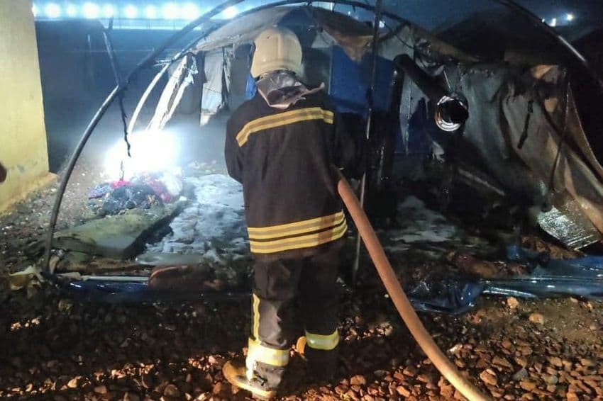 مدفأة تتسبب بإصابة امرأة وابنه...