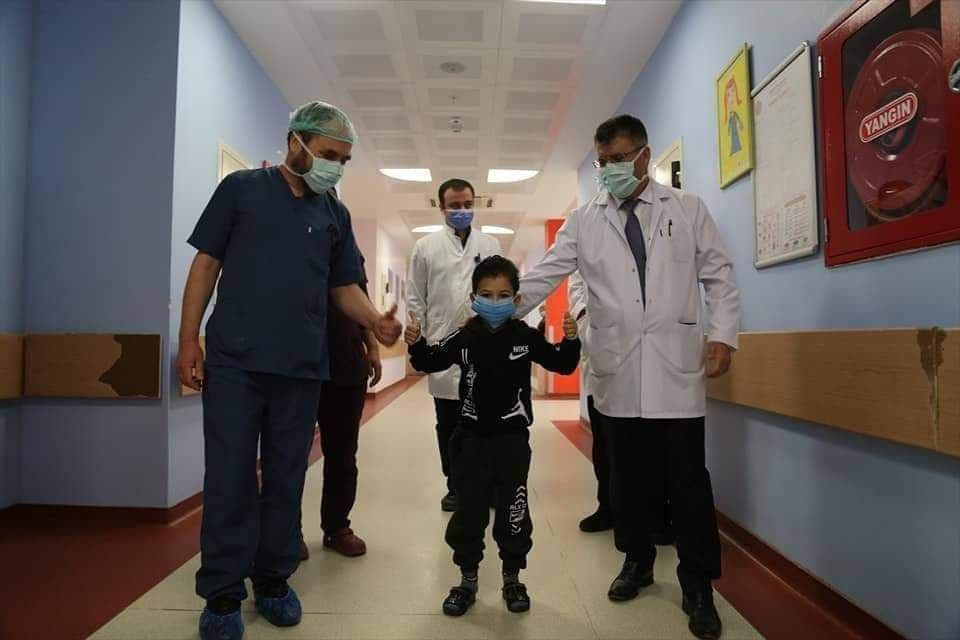 عودة الحياة الطبيعية لطفل سوري...