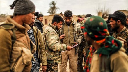 لصالح عائلات عناصرها.. "قسد" ت...