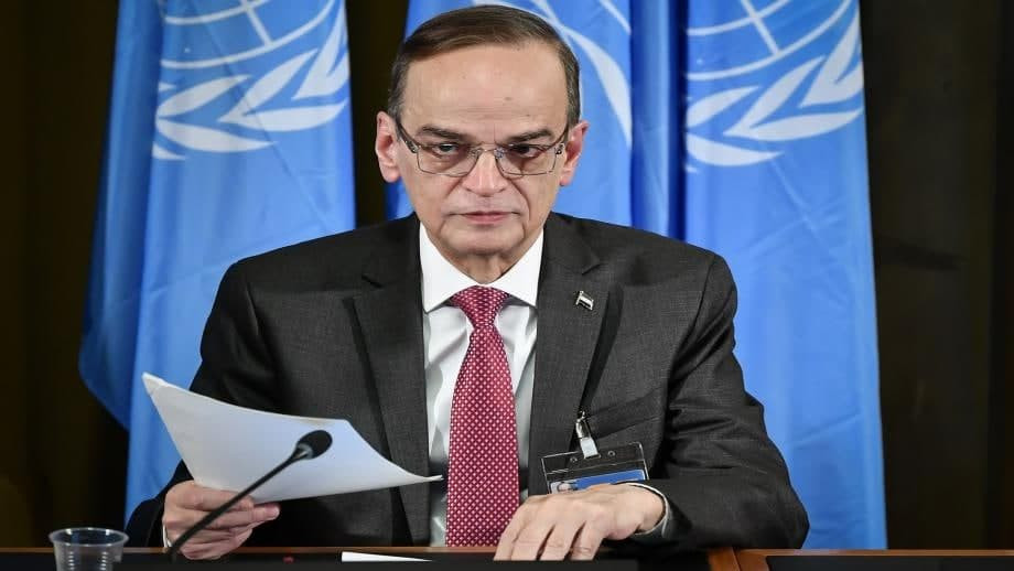 رئيس وفد المعارضة السورية يكشف...