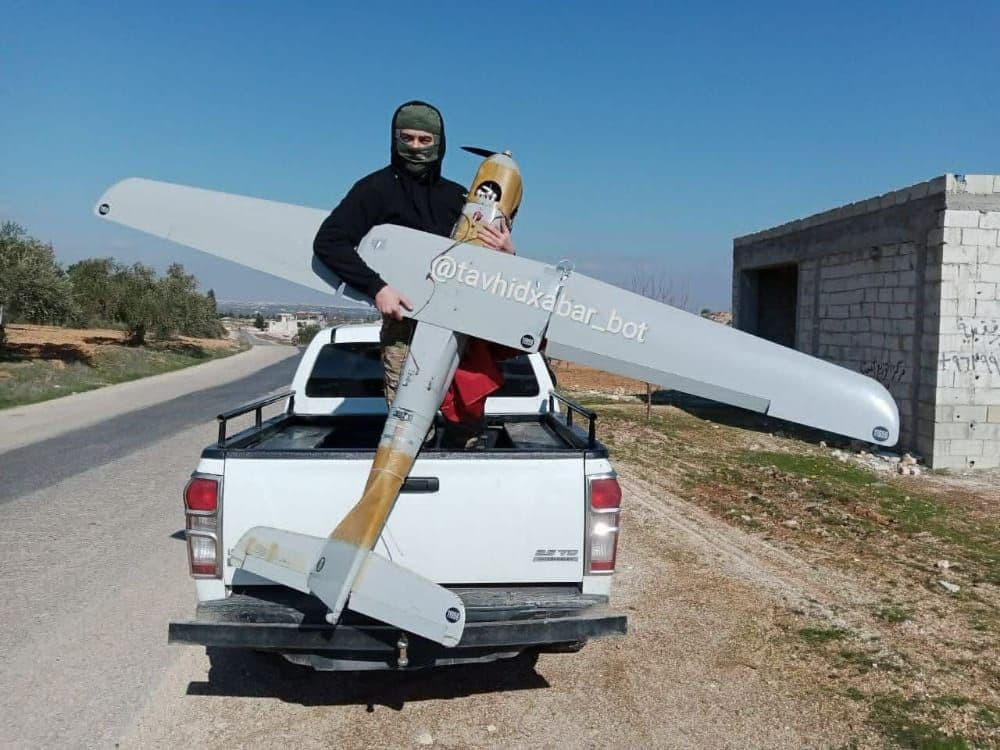 فصائل المعارضة تسقط طائرة استط...