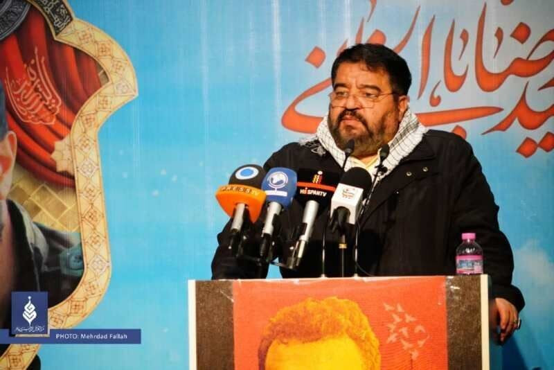 مسؤول إيراني يتهم أمريكا بجمع...