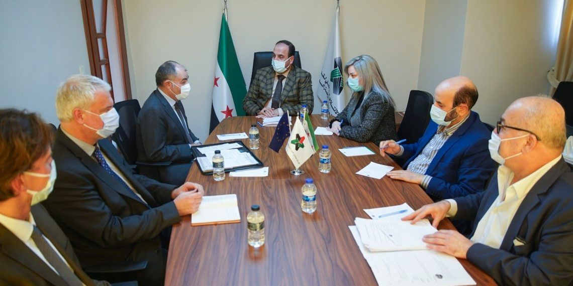 الحريري يبحث مع مسؤول بالاتحاد...