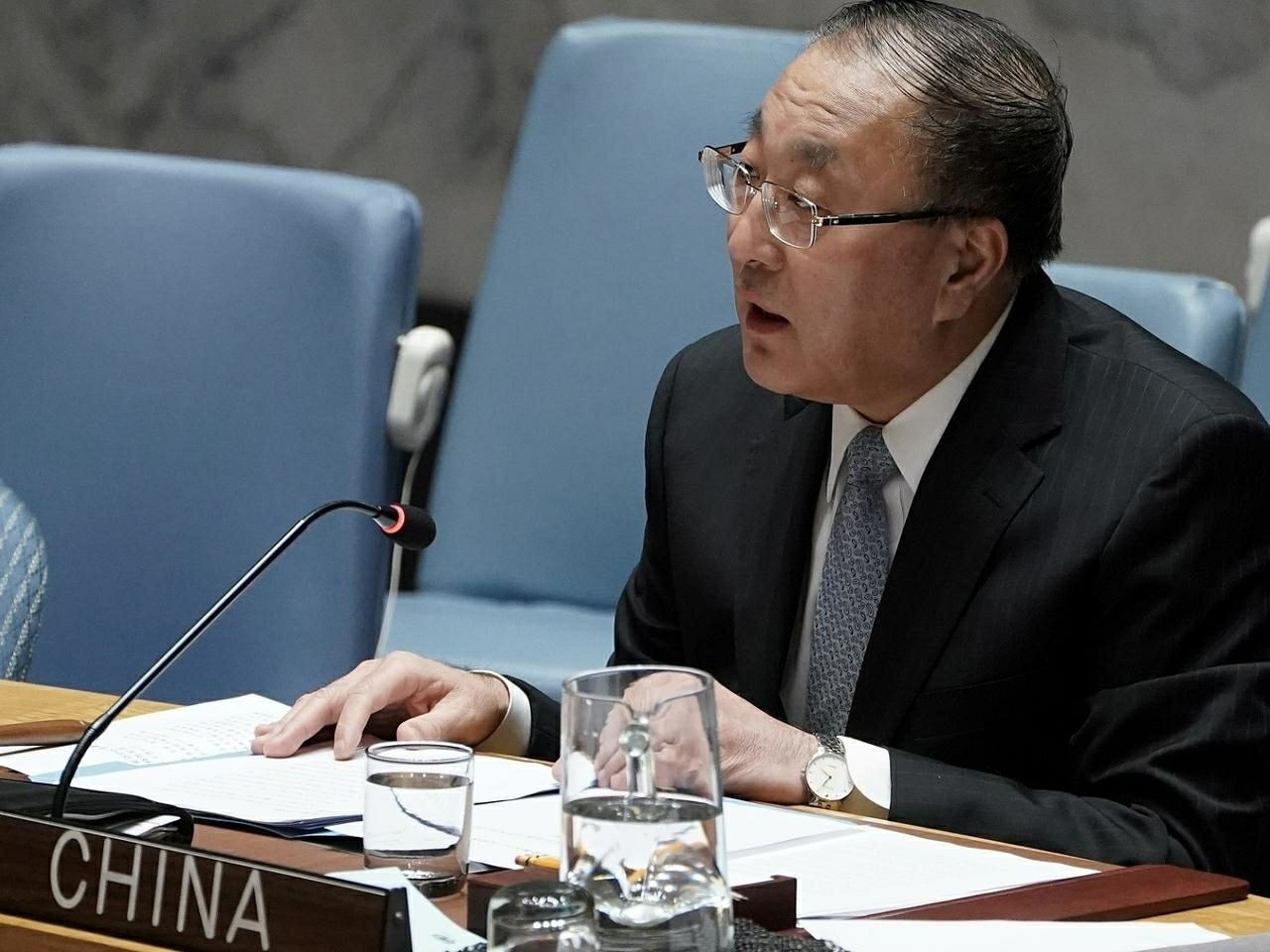 الصين تدعم الأسد وتُطالب مجلس...