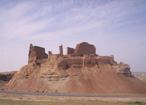 "ميليشيات إيران" تحول قلعة أثر...