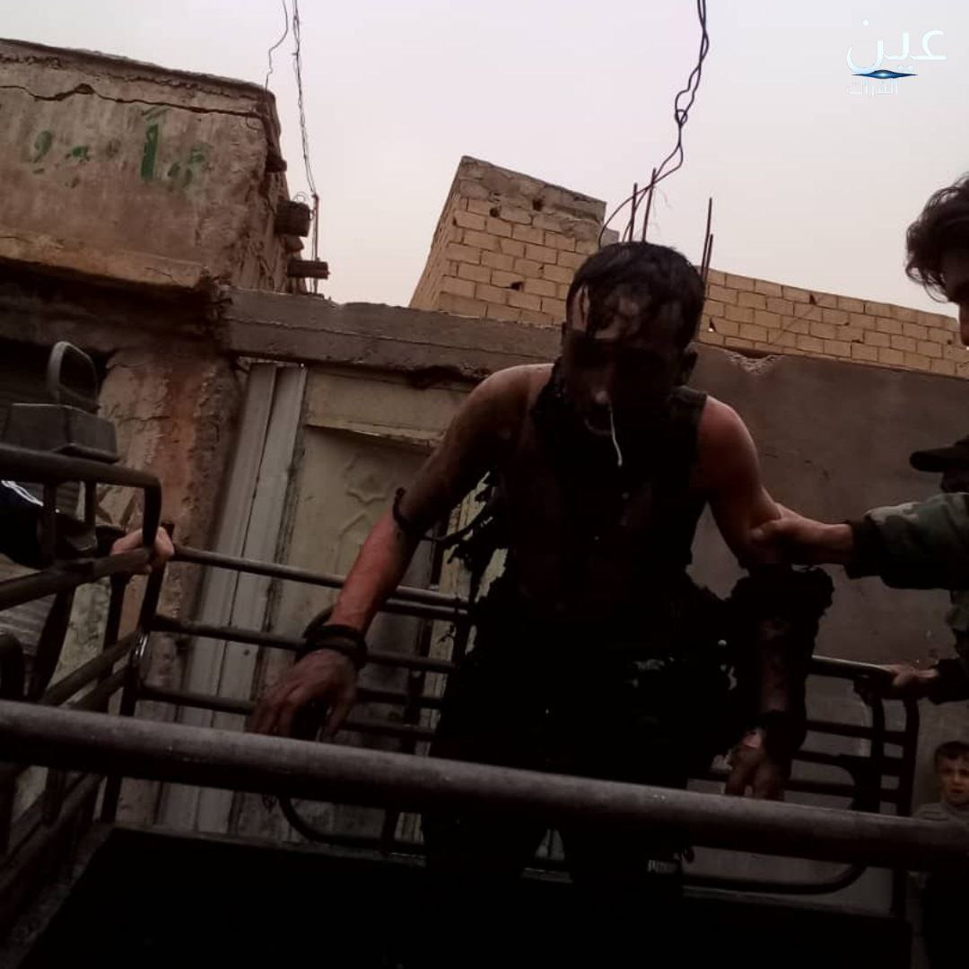 شاب يقدم على إحراق نفسه في دير...