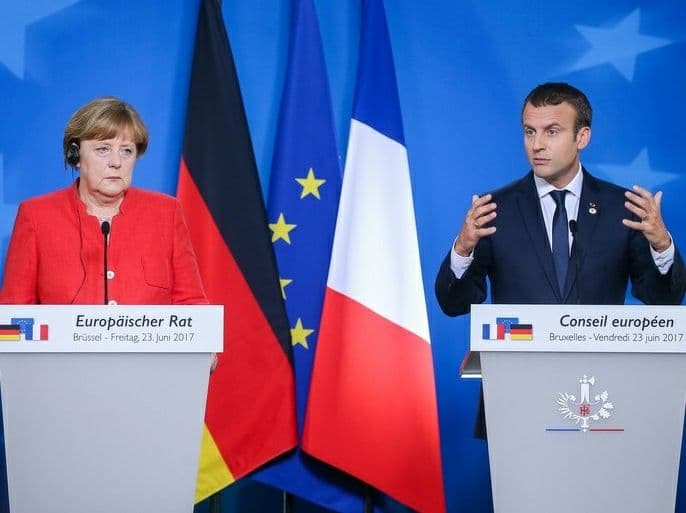 عبر الهاتف.. مباحثات فرنسية -...