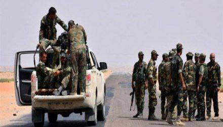 النظام يعتقل ضابطين وعناصر له...