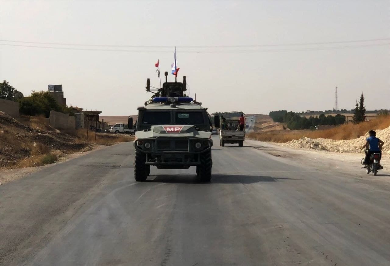 وصول تعزيزات عسكرية للقوات الر...