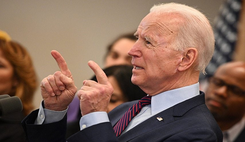 أعضاء بالكونغرس يدعون إدارة "ب...