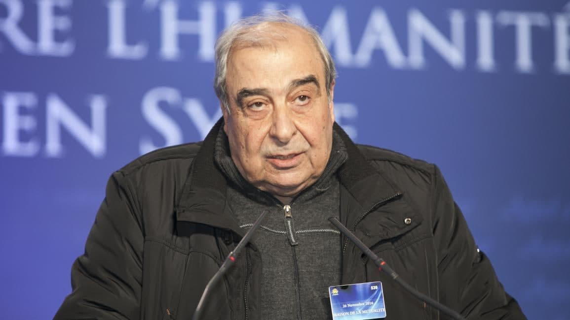 سوريون ينعون "ميشيل كيلو .. رح...