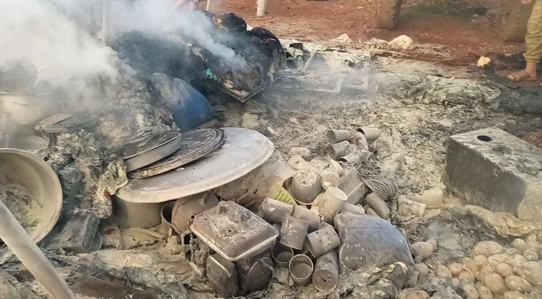 حريق كبير.. النار تلتهم خيم نا...