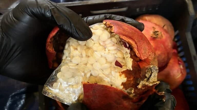 مسؤول لبناني: تجار سوريون وراء...