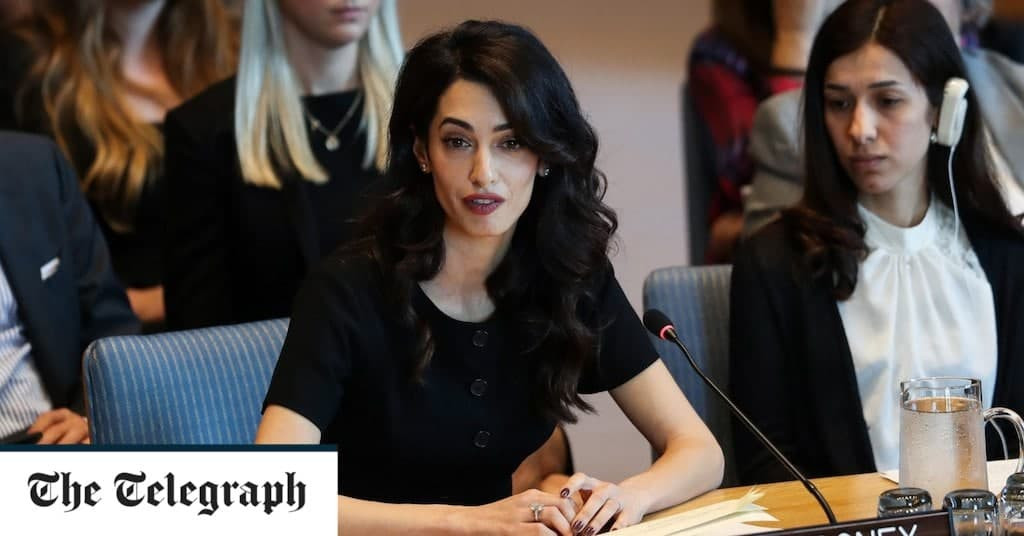 "أمل كلوني" بمواجهة "أم سيـاف...