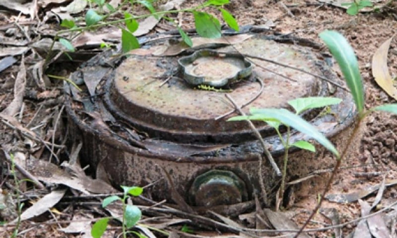 مقتل طفلين بانفجار شمال ديرالز...