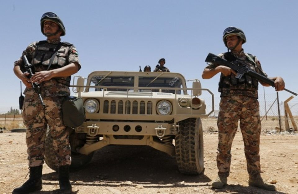 الأردن يوقف سوريين حاولا التسل...