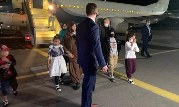 أوكرانيا تستعيد إحدى مواطناتها...