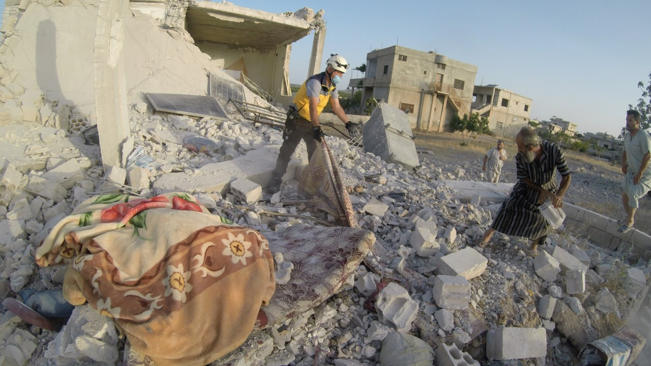 الدفاع المدني يوثق 55 شهيدا من...