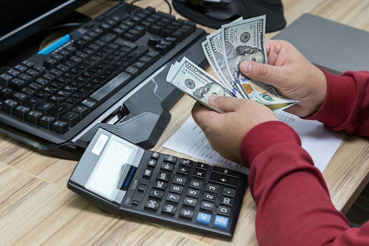 تراجع في سعر صرف الليرة السوري...