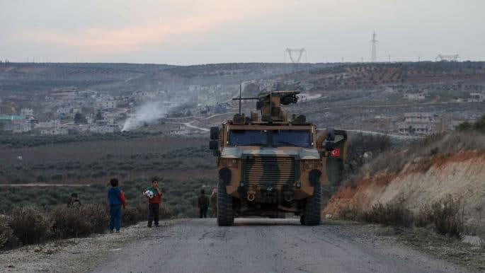 ضحايا بقصف للنظام غربي حلب ومج...