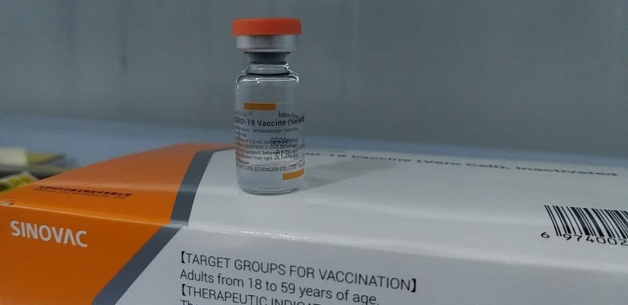 لقاح "كـو.رونـا" الصيني يصل إد...