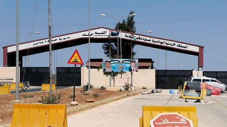 بعد "الدفاع".. أربعة وزراء بحك...