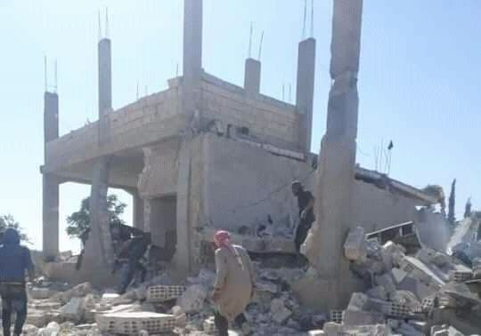 5 قذائف صاروخية مصدرها سوريا ت...