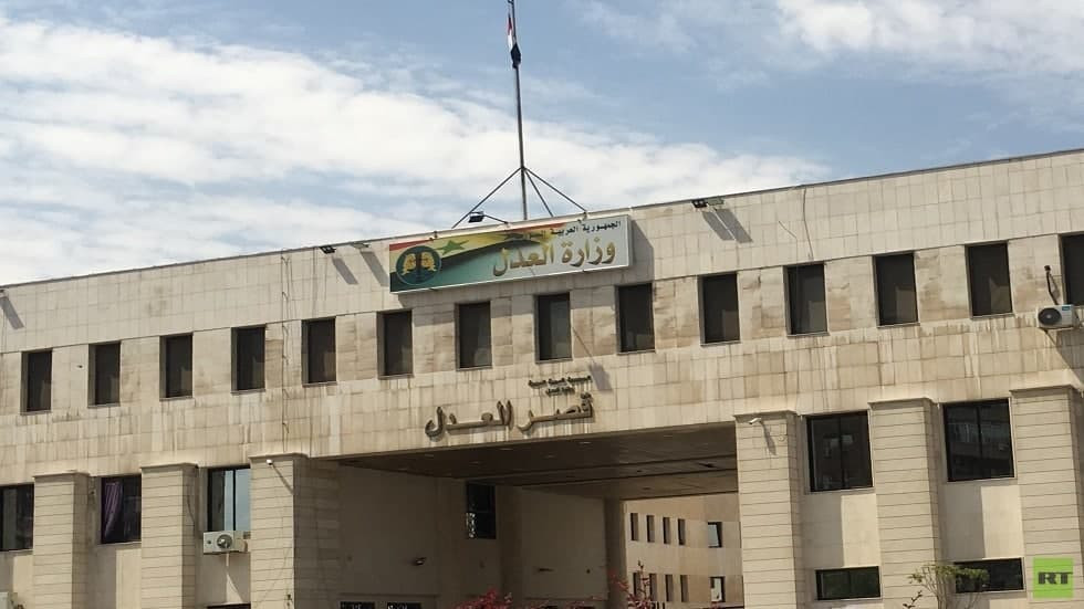 النظام ينفذ حكم الإعدام بحق 24...