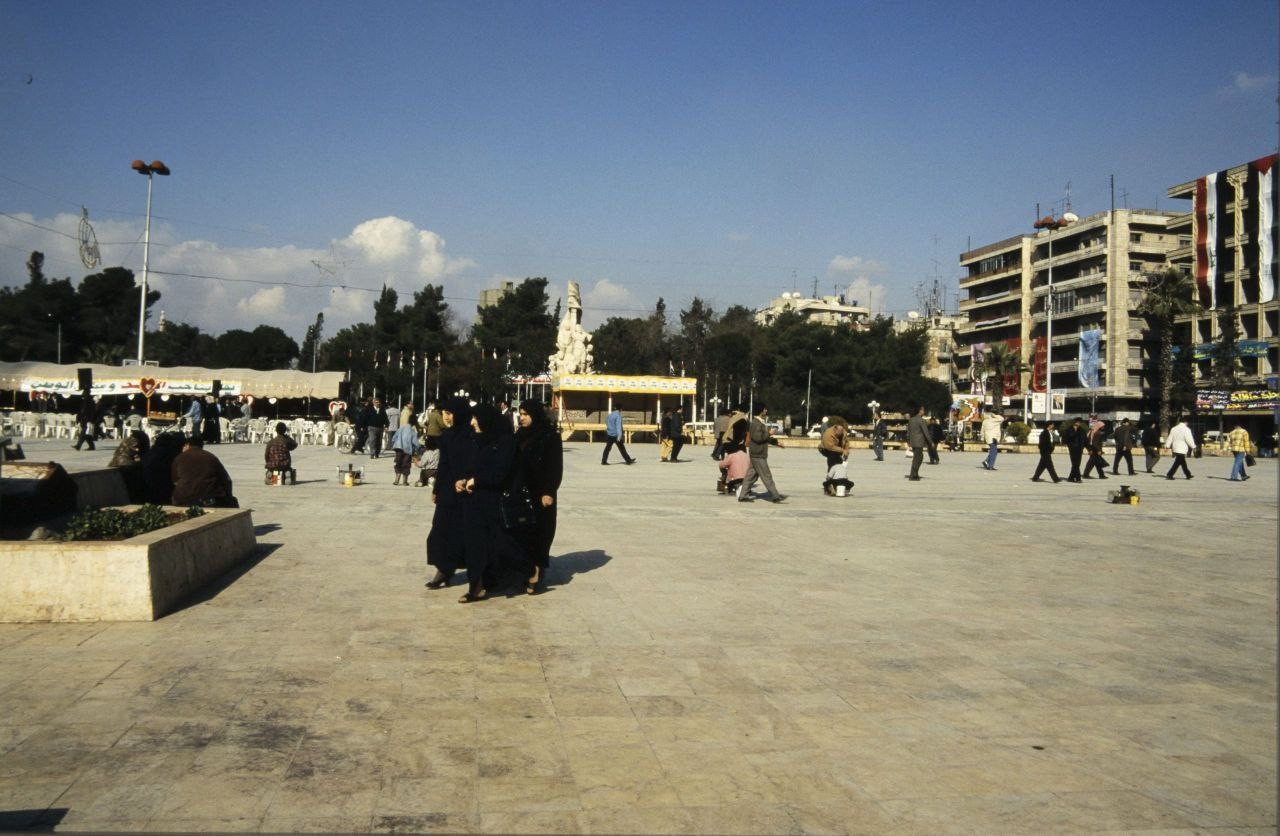 حلب.. العثور على طـفل حديث الو...