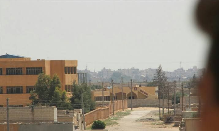 تعرض للضرب المبرح أمام طلابه.....