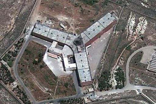 النظام ينقل معتقلي ريف الرقة إ...