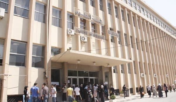 إصابة ستة طلاب بانفجار في جامع...