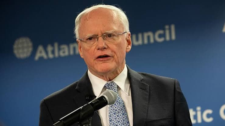 جيفري يحذر إدارة بايدين من مخاطر إهمال الحل في سوريا