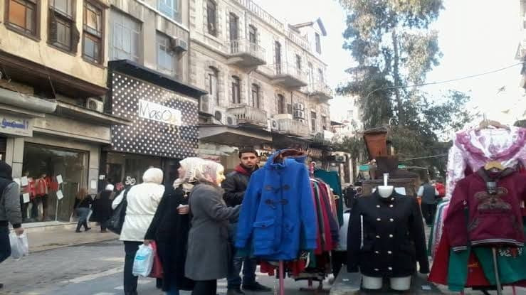 سوريا.. ارتفاع أسعار "اﻷلبسة الشتوية" والجاكيت الجلد بـ"مليون ل.س"