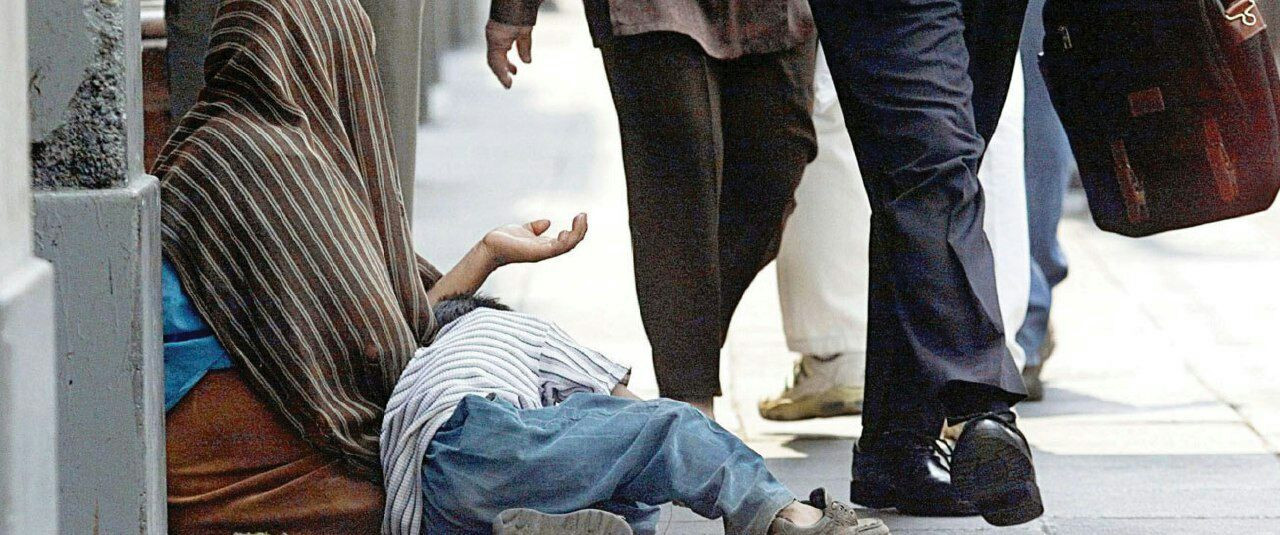 تسوّل "منظم" في حمص.. ومسؤولون...