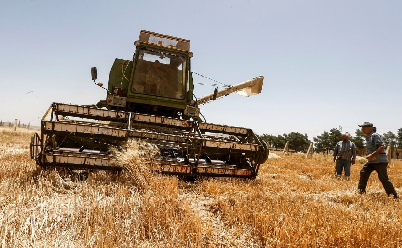 "الإدارة الذاتية" تبحث عن تعوي...