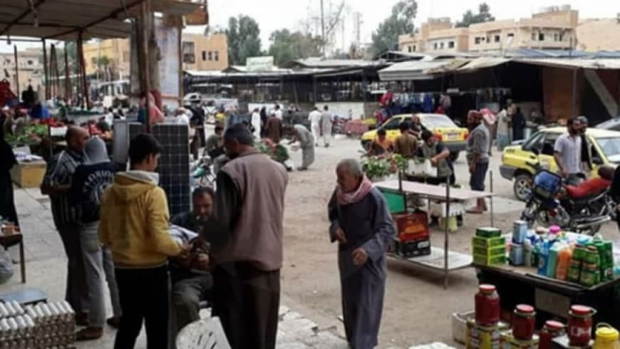 مجهولون يفرضون إتاوات على المح...