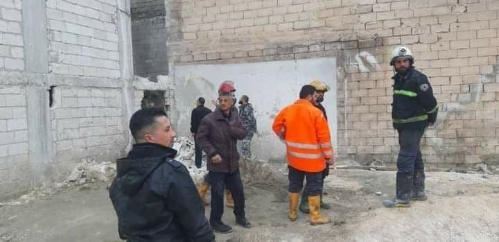 انهيار يودي بحياة عامل في حماة