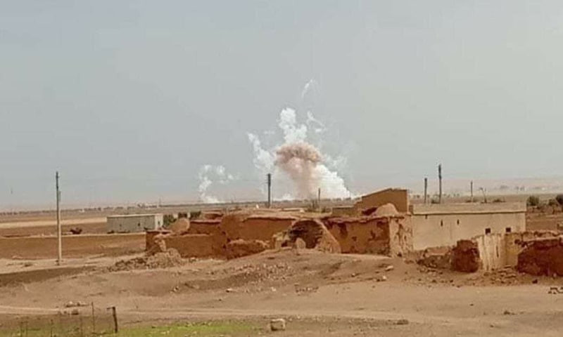 طائرة تقصف سيارة بريف القامشلي