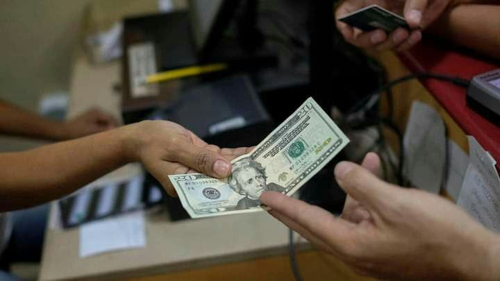 انهيار حاد لسعر صرف الليرة الس...