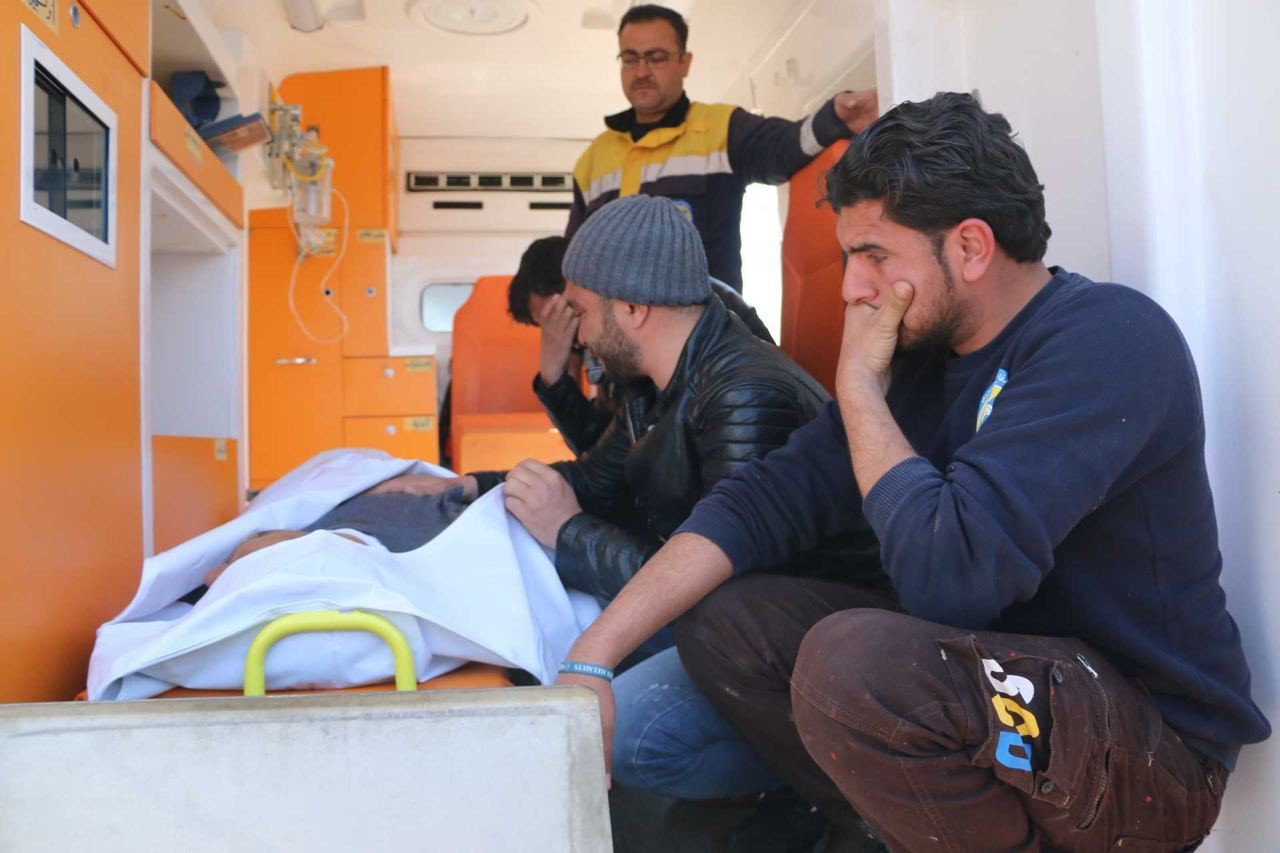 جرحى بحريق في الأتارب