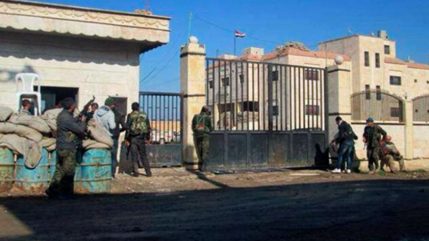 "قسد" تسيطر على مؤسسات للنظام...