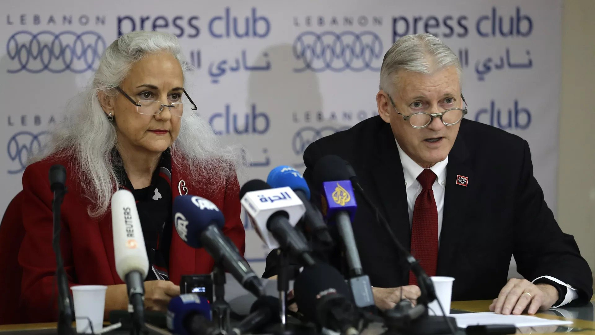 "بايدن" يتعهد بالتواصل مع النظ...